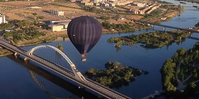 Imperial Centro De בית הארחה מרידה